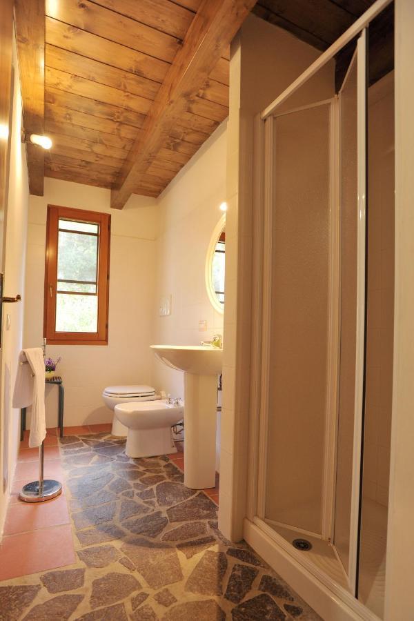 Lierus B&B Gonnosfanadiga ภายนอก รูปภาพ